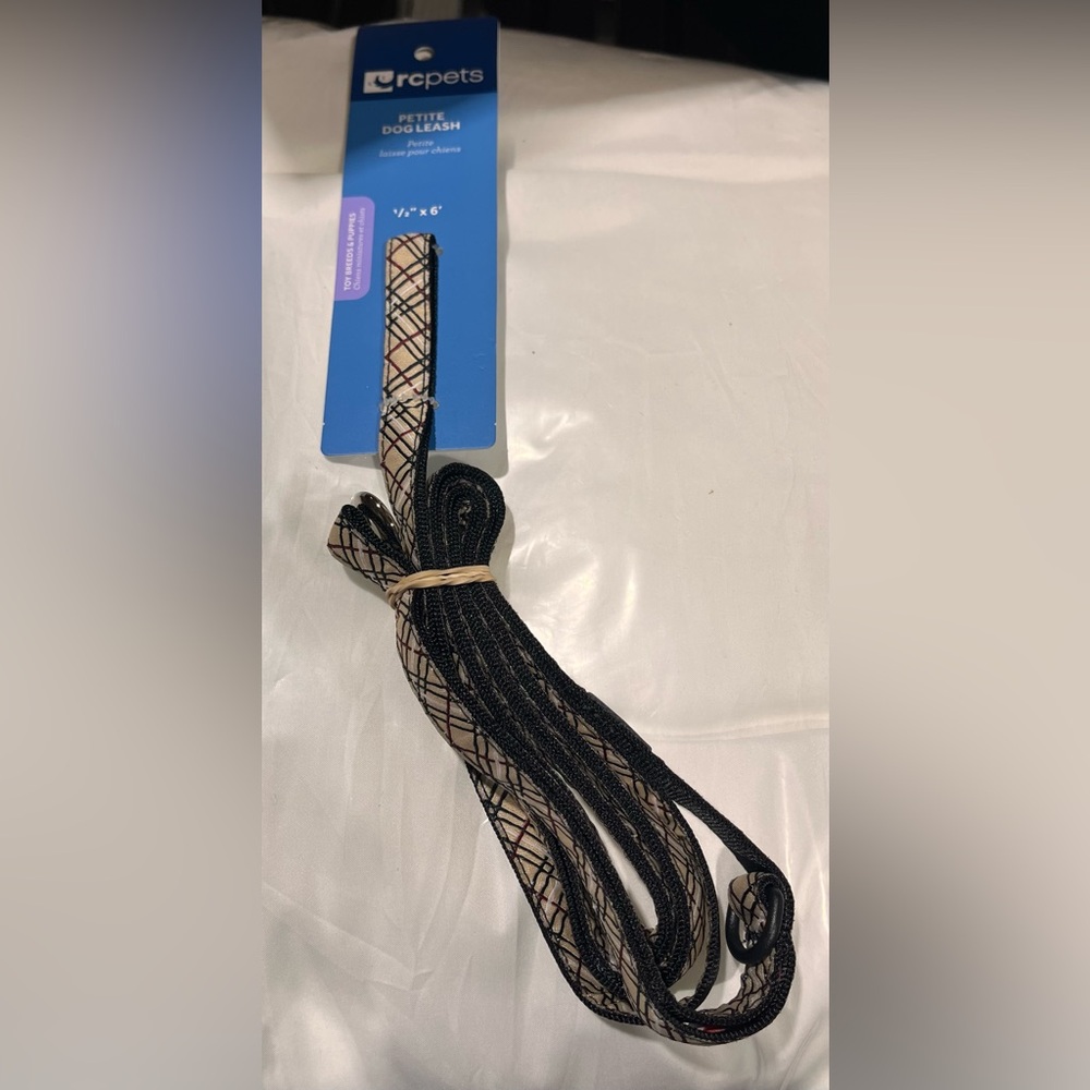 🌙 B70  - RC Pets Dog Leash 1/2” x 6”